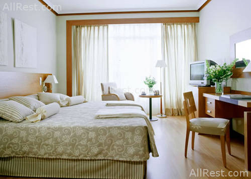 Tryp Menfis 7